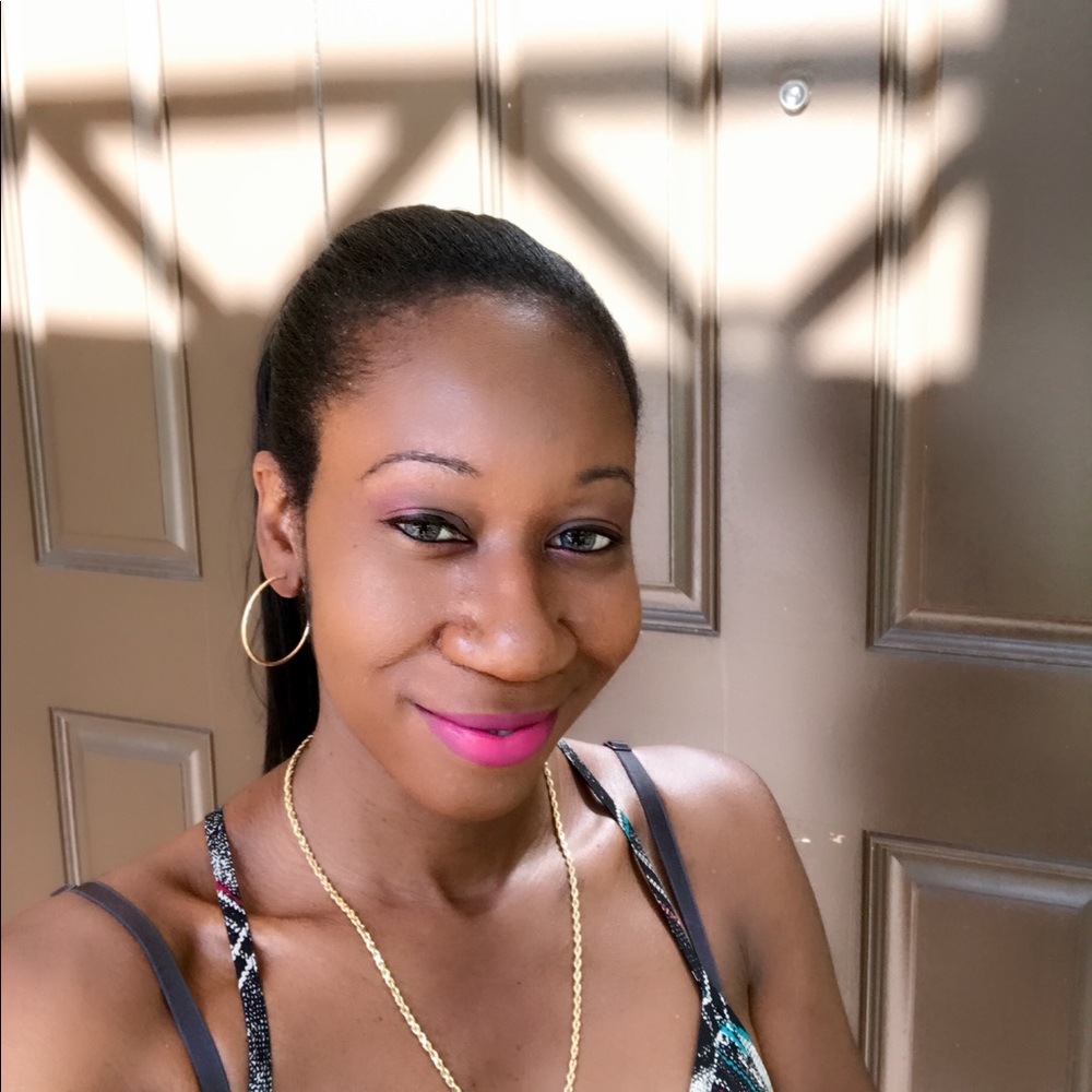 Meet your Posher, Marsha